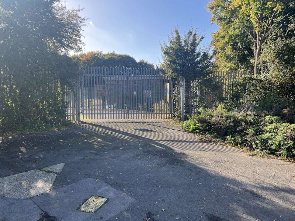 Storage in Chichester - photo 4