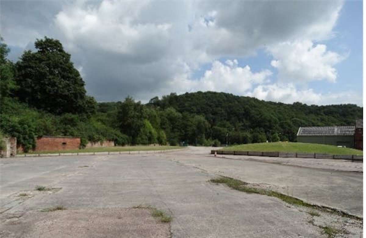 Storage in Stoke On Trent - photo 3
